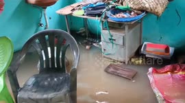 Heavy rains in Tamilnadu left 100 residential areas under waters.