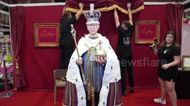 A life-size cake figure of the King unveiled in Birmingham, UK