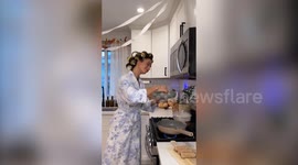 Mum homeschools her kids because of school shooting fears