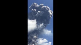 Japan's Mount Sakurajima in explosive volcanic eruption