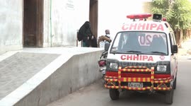 Woman, minor son die in road accident in Karachi, Pakistan