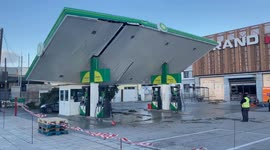 Storm blows roof off BP petrol station in Greece as winds hit 100kmh in Thessaloniki