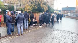 Students sleep in queues outside letting agency to secure university accommodation