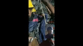 First visuals from inside tunnel shows how the trapped workers were getting food from the rescue team