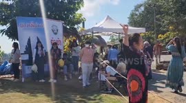 Thai cafe becomes tourist hit for styrofoam replica of Bali's 'Gates of Heaven'