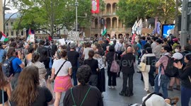 Stop the bombing of Gaza and Drop the Charges Against Zim Protesters rally in Sydney, Australia