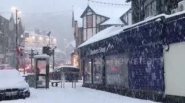 Heavy snow hits The Lake District causing traffic chaos on local roads