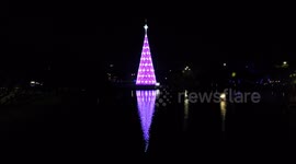 Nubank inaugura árvore de Natal roxa no Parque Ibirapuera São Paulo Brasil.