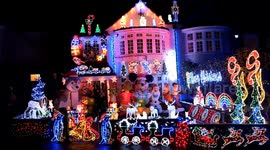 Sensational Christmas light display on North London house attracts many admiring visitors