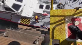 See how pilot works at China's Tianjin Port