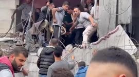 Israel warplanes struck a house in Khan Yunis, Palestine