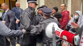 Protester arrested at pro-Palestine demonstration outside Israel fundraiser attended by Israeli Ambassador