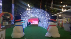 The City Hall of São Paulo inaugurated on Thursday night (14) four villages that are part of the Christmas Festival.