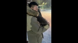 Friendly squirrel makes surprise visit to university in China