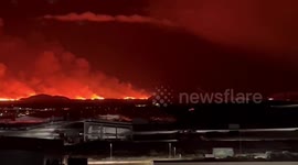 Fiery horizon: Grindavik eruption unleashes red skies in Keflavík, Iceland