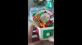 Watch how to make this awesome pop-up Santa Claus Christmas card