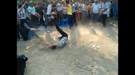 The most bizarre break dance performance ever?