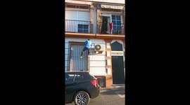 Man Climbs Building To Help Fallen Elderly Woman