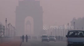 Dense fog shrouds Indian capital affecting flights, trains