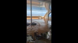 Savage 30m waves destroy boat on the way back from Antarctica