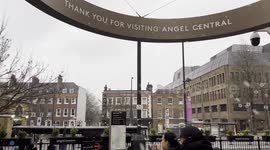 Snowing in London Part 1 of 4 - Monday 8th Jan 2024 in Angel Islington was the first flurry of snow of the season