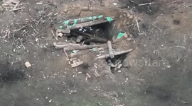 Russian troops gain advantage as two Ukrainians 'surrender and give intelligence'