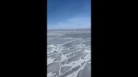 Vladivostok fisherman's car plunges into sea of Japan: daring ice parking leads to costly dive