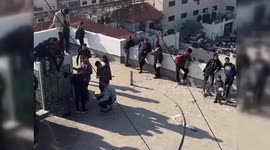 Gazans Take To Rooftops To Find Internet Signal