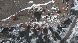 Rescuers Pluck Frozen Hiker From Mountaintop in Colorado, USA