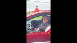 'Are you on drugs?' Customer reacts to Dunkin' employee's price prank