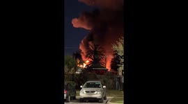 Small airplane crashes into Florida mobile home leaving 3 dead