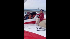 Chinese father flies aeroplane to take daughter back to hometown during Spring Festival