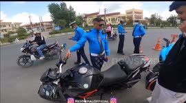 Humble Nepali Cops Let The Modified 600cc Bike Free