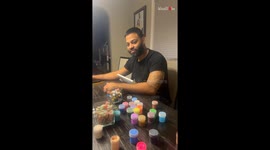 Man makes date night funnier by putting NO EFFORT into drawing partner's portrait