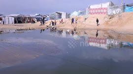 Rafah Refugees Endure Squalor As Israeli Forces Approach