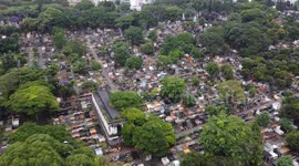 Cemetery wall in Sao Paulo, Brazil collapses due to heavy rain