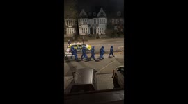 Man ‘threatens Croydon bus passengers with unknown substance