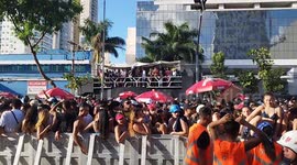 Crowds Overcome Heatwave at KondZila and Pocah Street Carnival