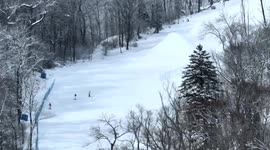 Ice-and-snow economy full of vitality in Changbai Mountain in China's Jilin