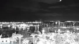 Meteoroid Explodes Over Torrevieja, Alicante, Captured in Mesmerizing Video in Spain