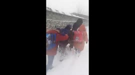 Pupils brave blizzard to attend school in southern Russia