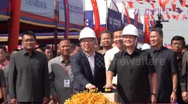 Cambodia begins to construct river bridge in capital with funds from China