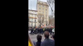 Police batter farmers with batons as protest brings Madrid to standstill