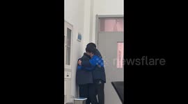 A Teacher's Unique Way to Resolve Conflict Between Two Boys in Yueyang, China