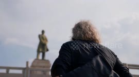 British professor explores intertwined relationship between China's Zhongshan and Honolulu