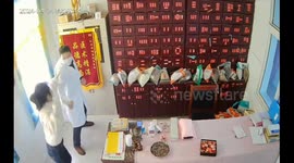 Chinese Kongfu Master Learns Humility in Domestic Dispute on Valentine’s Day