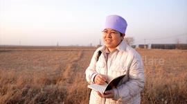 A rural female deputy's notebook