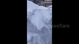 Video shows South Lake Tahoe resident attempt to dig out pathways after snow blizzard hits California