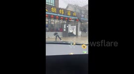 Diner staffs turn heads with creative customer attraction techniques