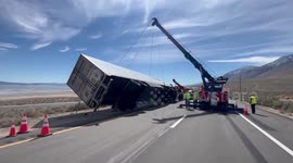 Tractor Trailer Overturned on Southbound U.S. 395 in Inyo County, CA, USA